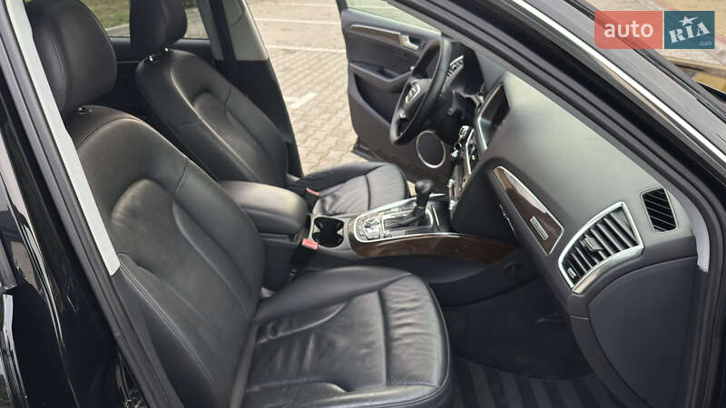 Внедорожник / Кроссовер Audi Q5 2013 в Луцке