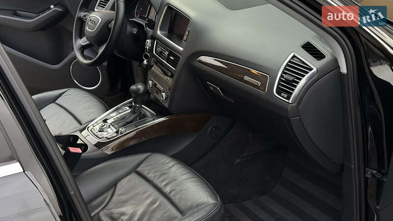 Внедорожник / Кроссовер Audi Q5 2013 в Луцке