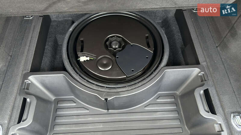 Внедорожник / Кроссовер Audi Q5 2013 в Луцке