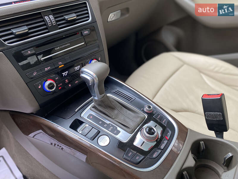 Внедорожник / Кроссовер Audi Q5 2015 в Дрогобыче