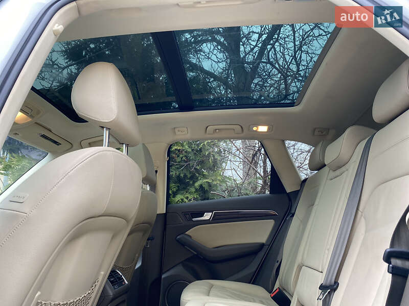 Внедорожник / Кроссовер Audi Q5 2015 в Дрогобыче