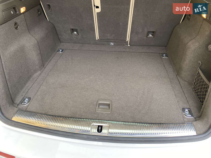 Внедорожник / Кроссовер Audi Q5 2015 в Дрогобыче