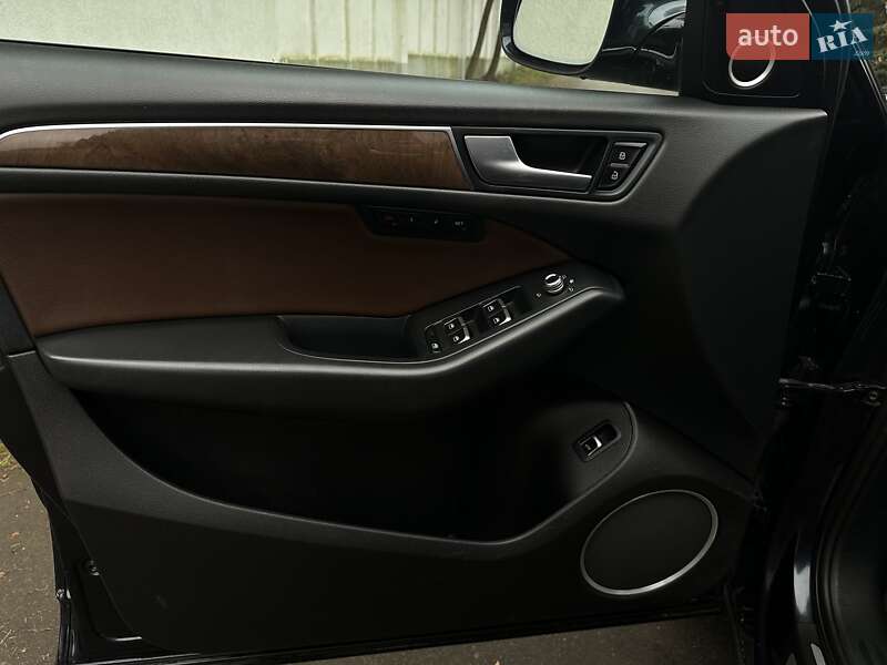 Внедорожник / Кроссовер Audi Q5 2016 в Львове