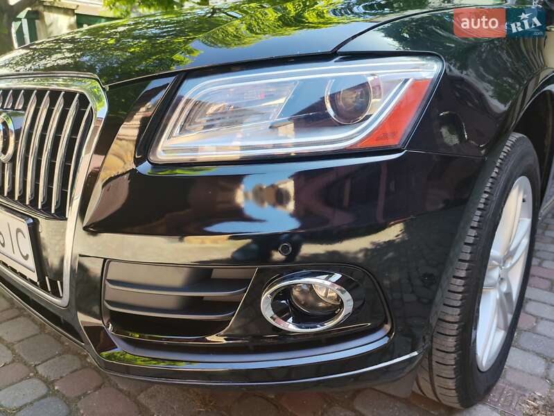 Внедорожник / Кроссовер Audi Q5 2015 в Ужгороде