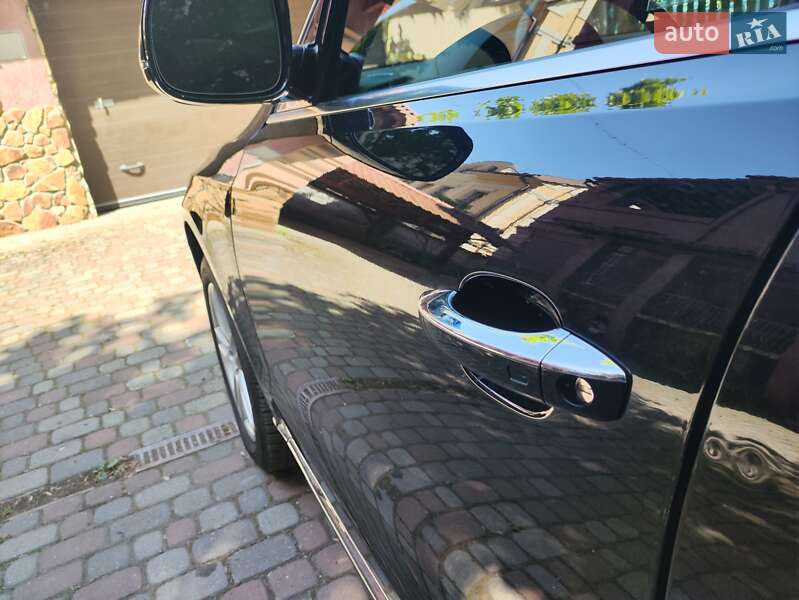 Внедорожник / Кроссовер Audi Q5 2015 в Ужгороде