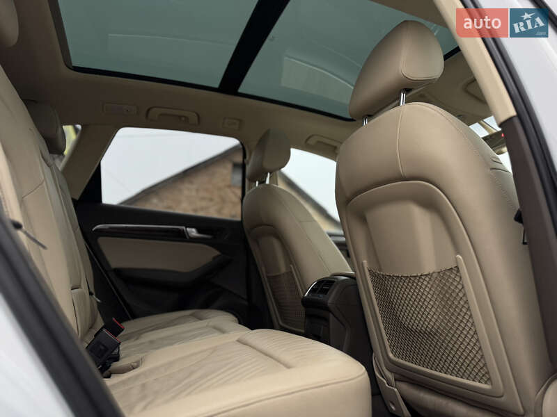 Внедорожник / Кроссовер Audi Q5 2016 в Умани