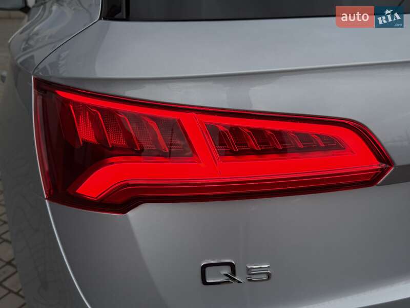 Внедорожник / Кроссовер Audi Q5 2018 в Дрогобыче