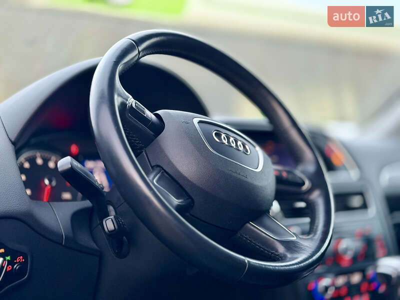 Внедорожник / Кроссовер Audi Q5 2015 в Трускавце