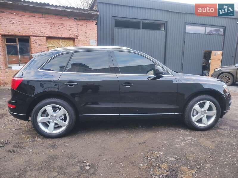 Внедорожник / Кроссовер Audi Q5 2012 в Дубно