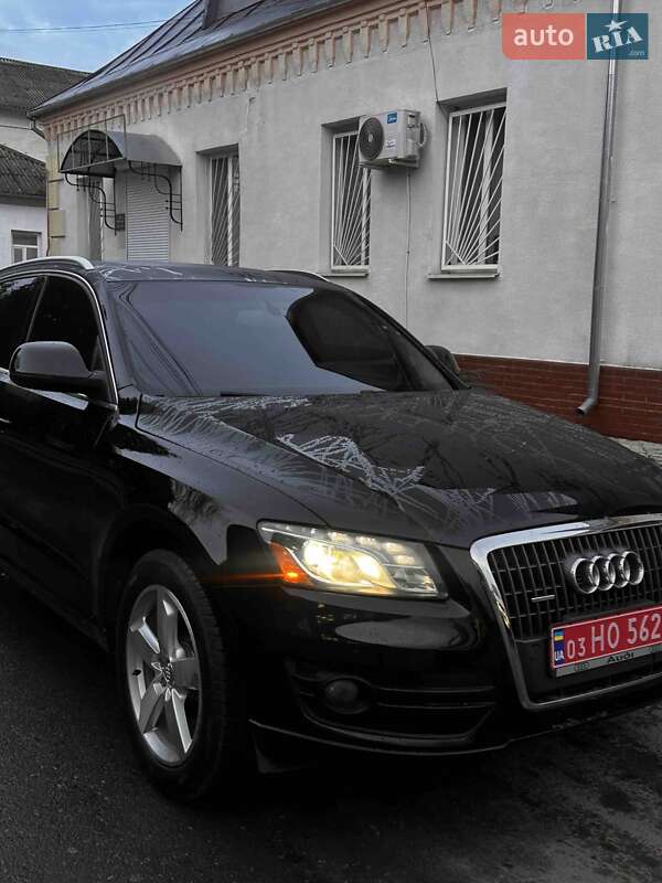 Внедорожник / Кроссовер Audi Q5 2012 в Дубно