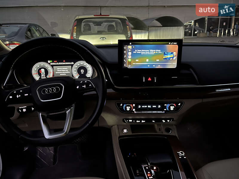 Внедорожник / Кроссовер Audi Q5 2022 в Киеве