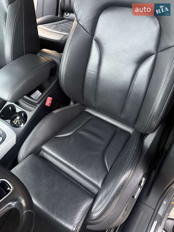 Внедорожник / Кроссовер Audi Q5 2016 в Ровно