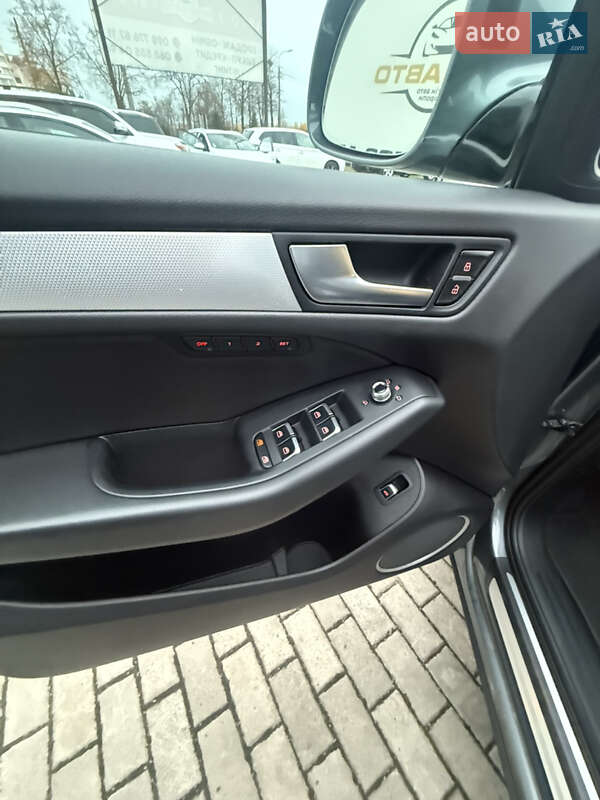 Внедорожник / Кроссовер Audi Q5 2016 в Ровно