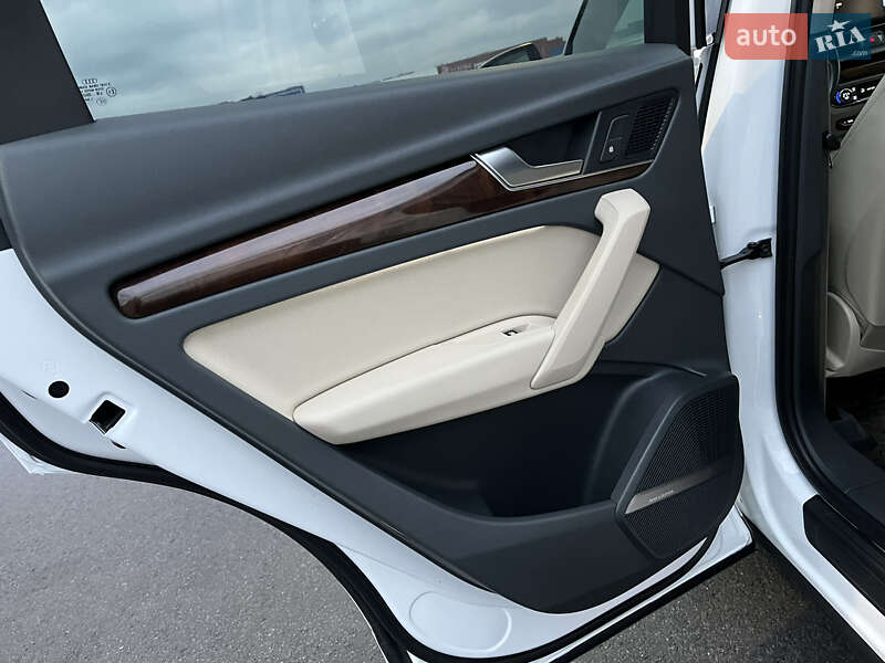 Внедорожник / Кроссовер Audi Q5 2018 в Львове