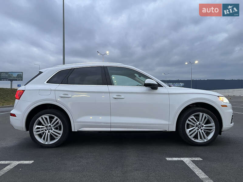 Внедорожник / Кроссовер Audi Q5 2018 в Львове