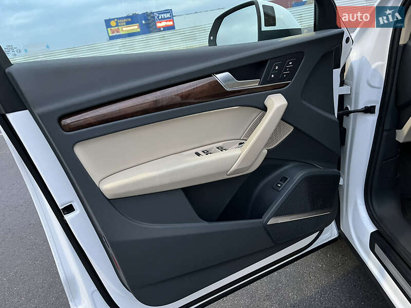 Внедорожник / Кроссовер Audi Q5 2018 в Львове