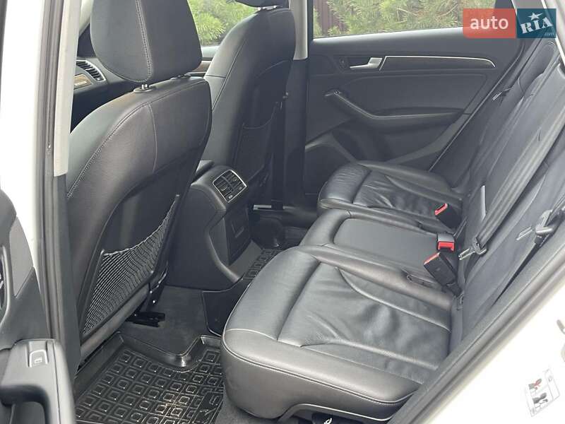 Внедорожник / Кроссовер Audi Q5 2016 в Львове