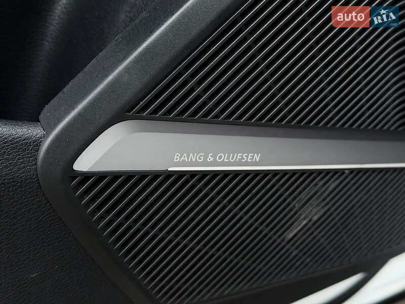 Внедорожник / Кроссовер Audi Q5 2018 в Кривом Роге