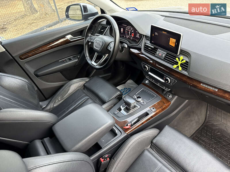 Внедорожник / Кроссовер Audi Q5 2018 в Стрые