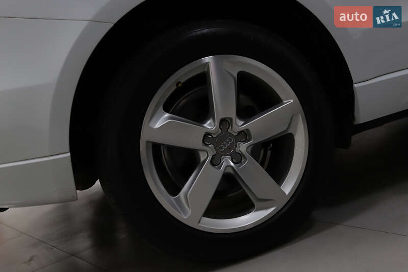 Внедорожник / Кроссовер Audi Q5 2012 в Дрогобыче