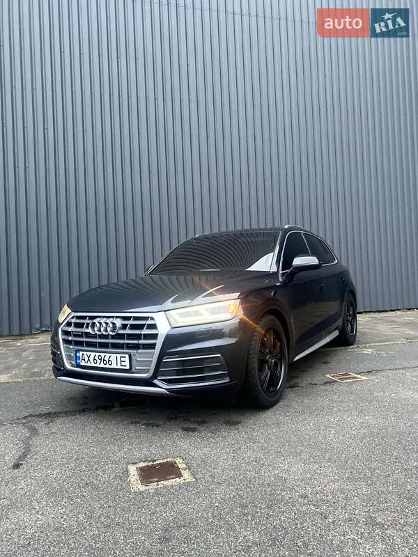 Внедорожник / Кроссовер Audi Q5 2017 в Харькове