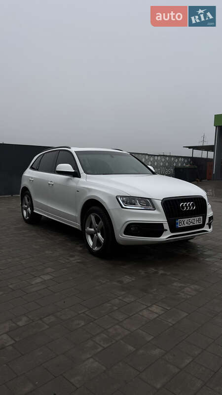 Внедорожник / Кроссовер Audi Q5 2013 в Каменец-Подольском