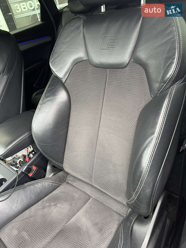 Внедорожник / Кроссовер Audi Q5 2017 в Харькове