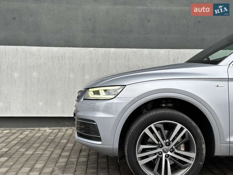 Внедорожник / Кроссовер Audi Q5 2016 в Тернополе