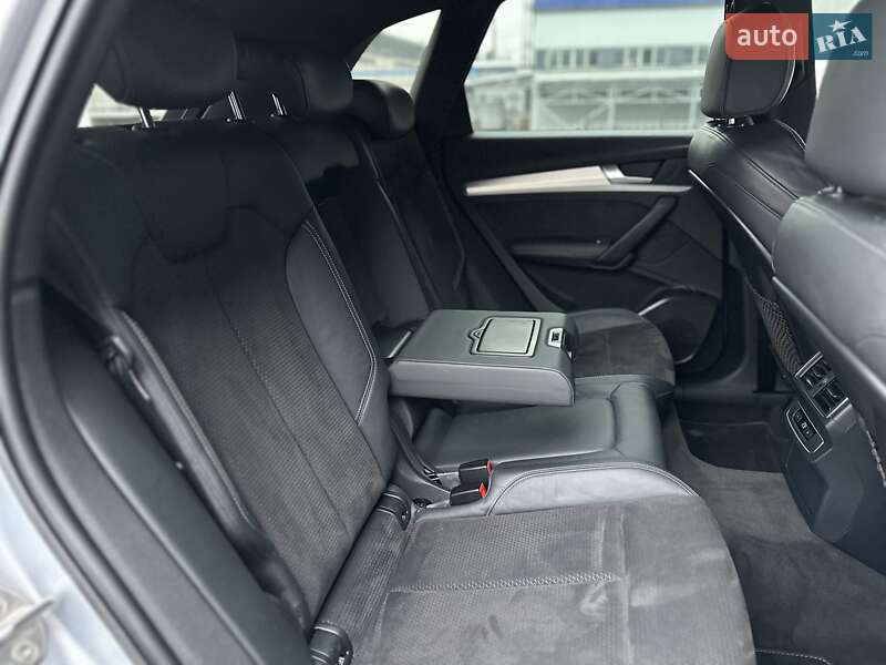 Внедорожник / Кроссовер Audi Q5 2016 в Тернополе