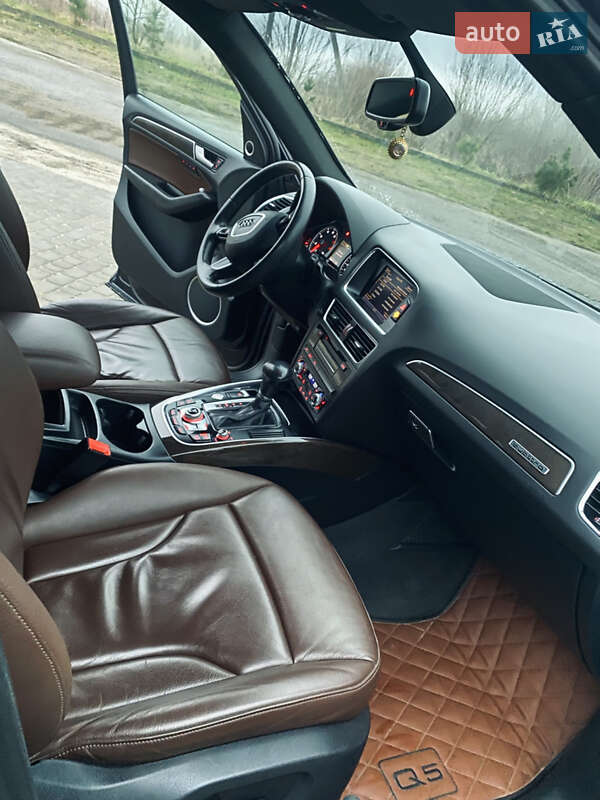 Внедорожник / Кроссовер Audi Q5 2014 в Львове