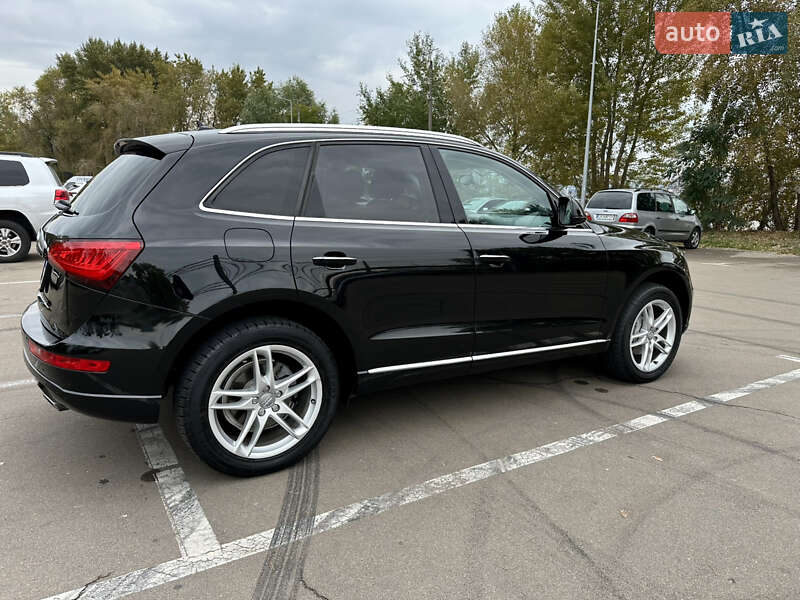 Внедорожник / Кроссовер Audi Q5 2015 в Киеве