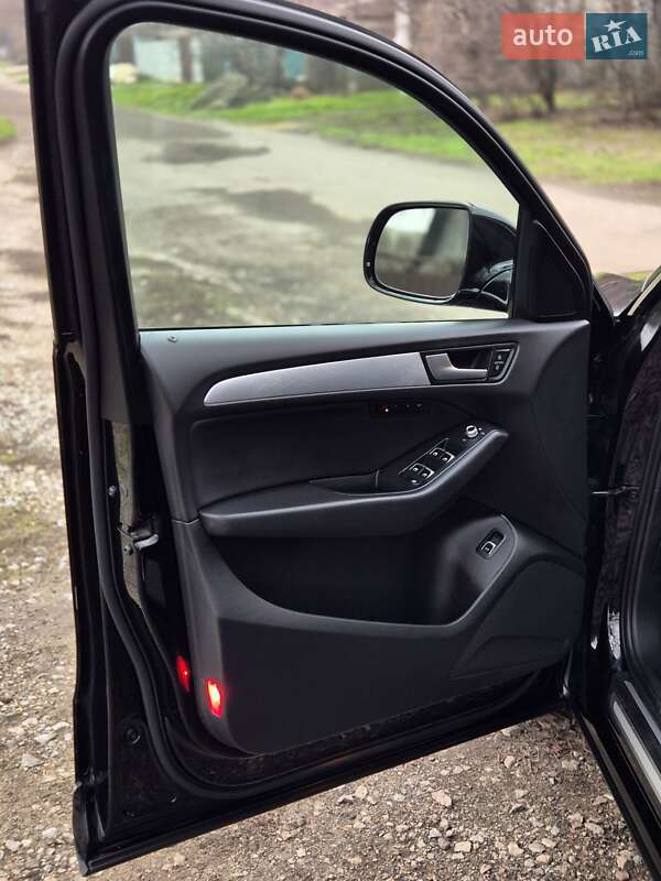 Внедорожник / Кроссовер Audi Q5 2015 в Запорожье фото 44 Внедорожник / Кроссовер Audi Q5 2015 в Запорожье