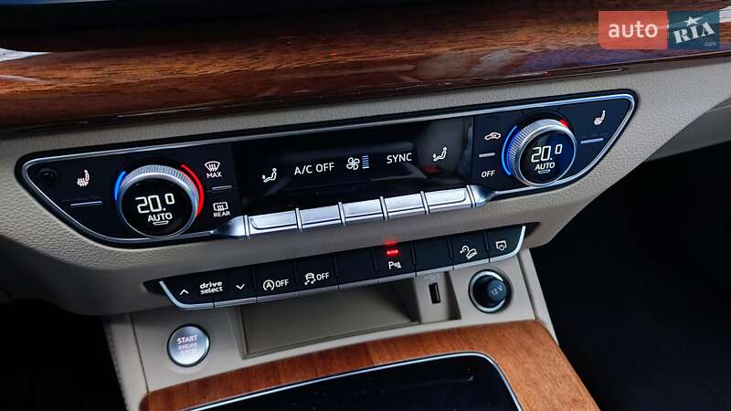 Внедорожник / Кроссовер Audi Q5 2022 в Киеве