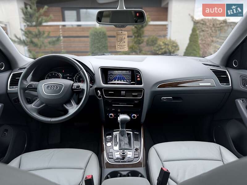 Внедорожник / Кроссовер Audi Q5 2016 в Стрые