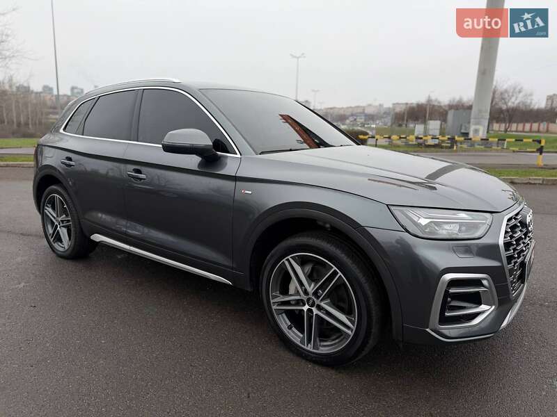 Внедорожник / Кроссовер Audi Q5 2021 в Кривом Роге