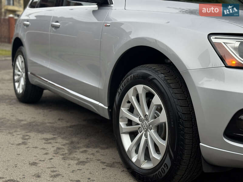 Внедорожник / Кроссовер Audi Q5 2016 в Ровно