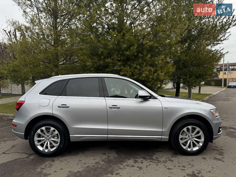 Внедорожник / Кроссовер Audi Q5 2016 в Ровно