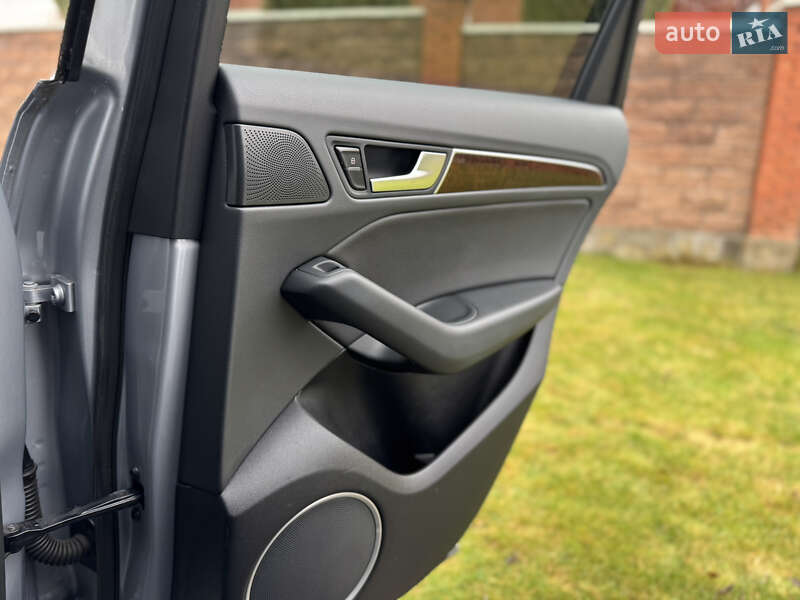 Внедорожник / Кроссовер Audi Q5 2016 в Ровно