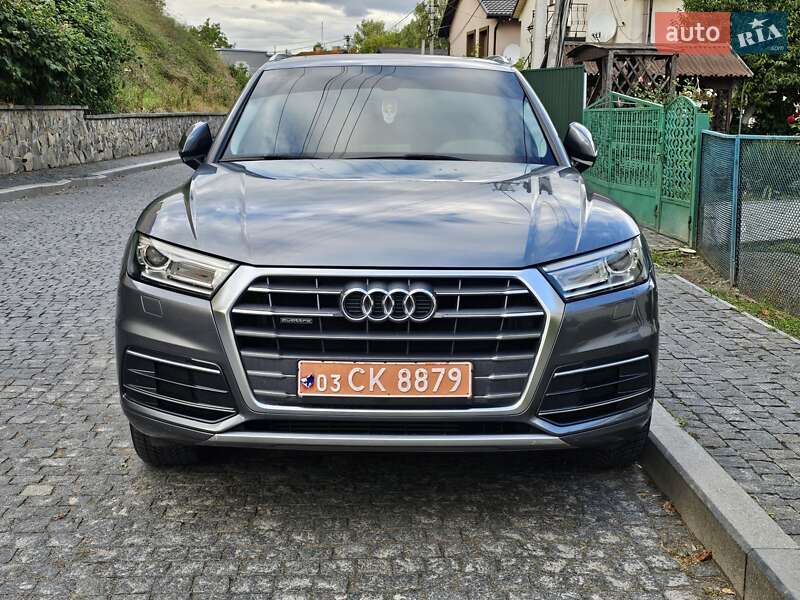 Внедорожник / Кроссовер Audi Q5 2017 в Луцке