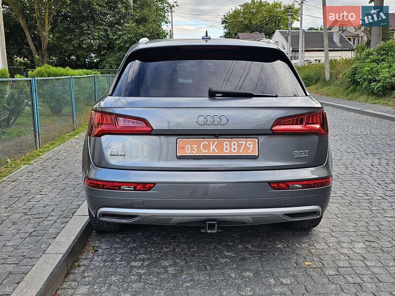 Внедорожник / Кроссовер Audi Q5 2017 в Луцке