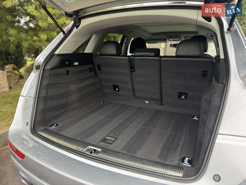 Внедорожник / Кроссовер Audi Q5 2016 в Ровно