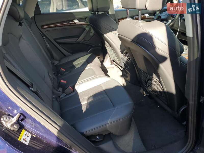 Позашляховик / Кросовер Audi Q5 2018 в Черкасах фото 11 Позашляховик / Кросовер Audi Q5 2018 в Черкасах