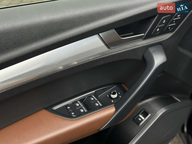 Внедорожник / Кроссовер Audi Q5 2020 в Ровно