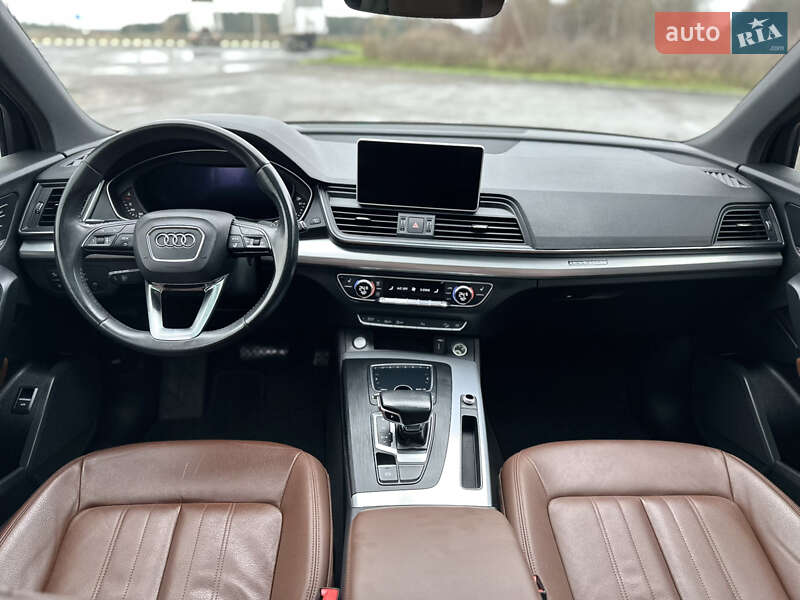Внедорожник / Кроссовер Audi Q5 2020 в Ровно