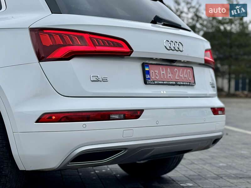 Позашляховик / Кросовер Audi Q5 2018 в Самборі