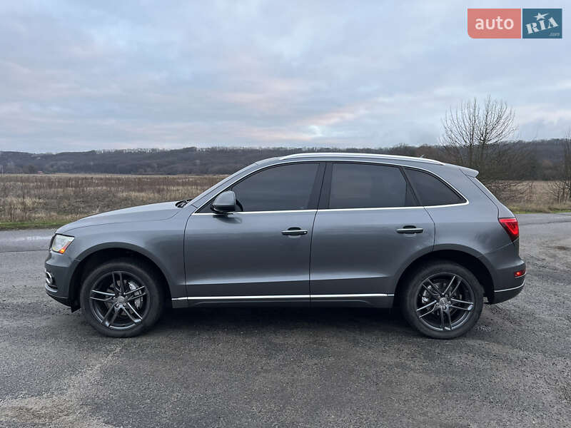 Внедорожник / Кроссовер Audi Q5 2015 в Полтаве