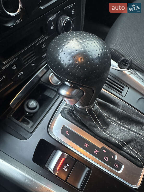 Внедорожник / Кроссовер Audi Q5 2012 в Хмельницком