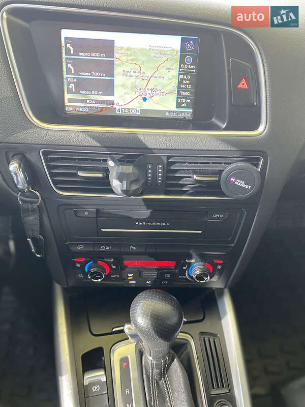 Внедорожник / Кроссовер Audi Q5 2010 в Каменец-Подольском