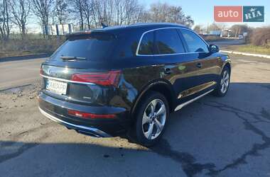 Внедорожник / Кроссовер Audi Q5 2022 в Остроге