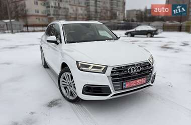 Внедорожник / Кроссовер Audi Q5 2018 в Кременчуге
